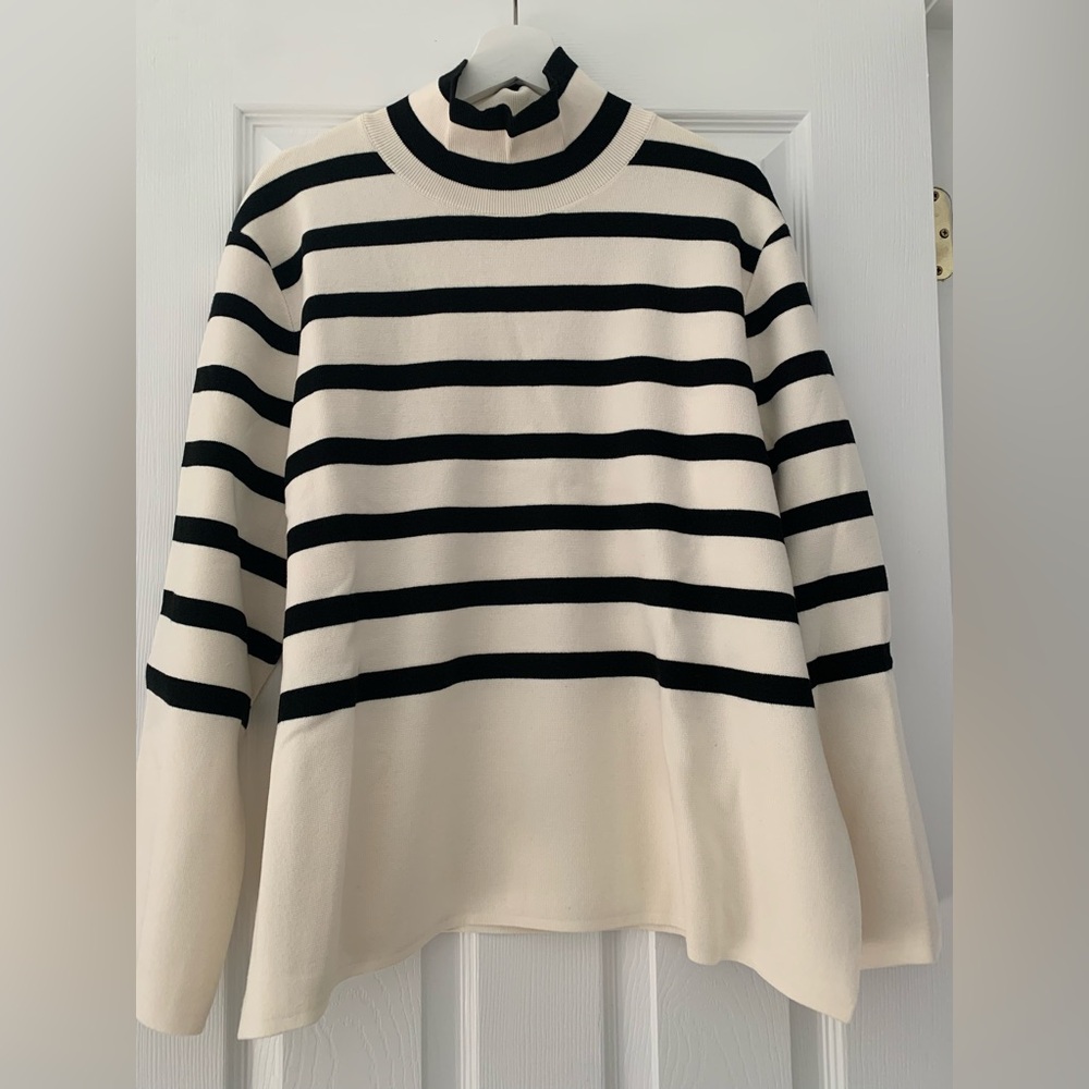 H&M Black and Cream Striped Turtleneck Sweater